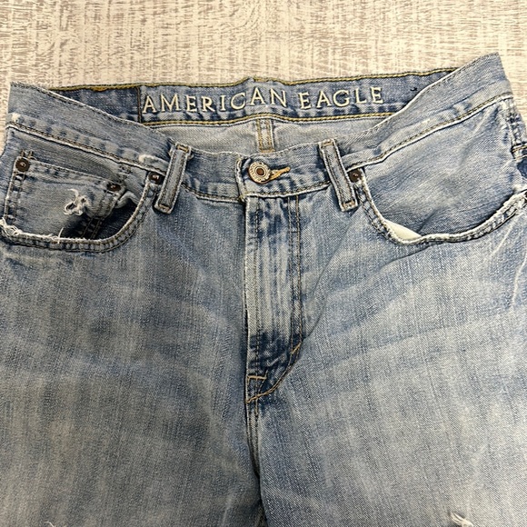 American Eagle Outfitters Light Wash Jeans - Picture 5 of 7
